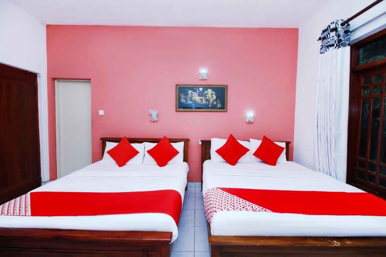 أوسويتاكياوت Hotel By The C المظهر الخارجي الصورة